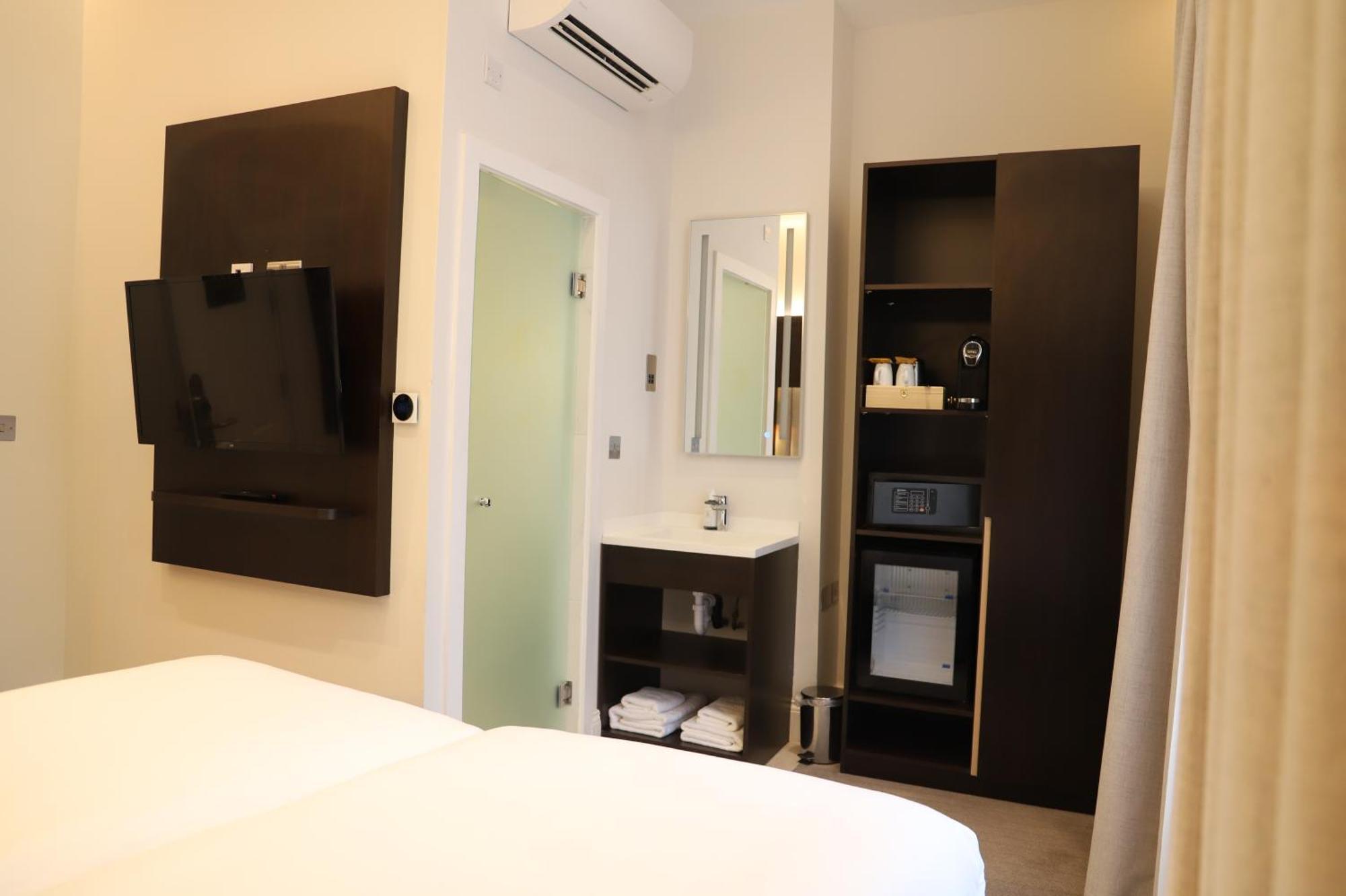 Rove Hotel London Paddington Екстериор снимка