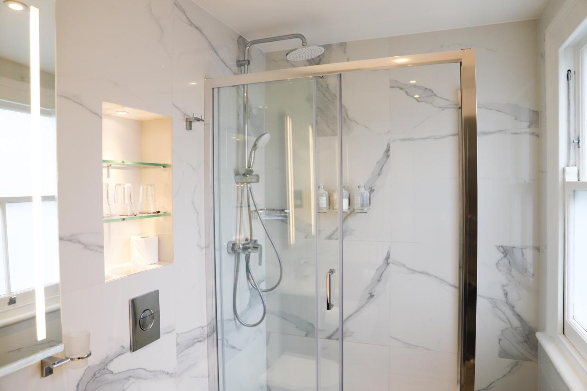 Rove Hotel London Paddington Екстериор снимка