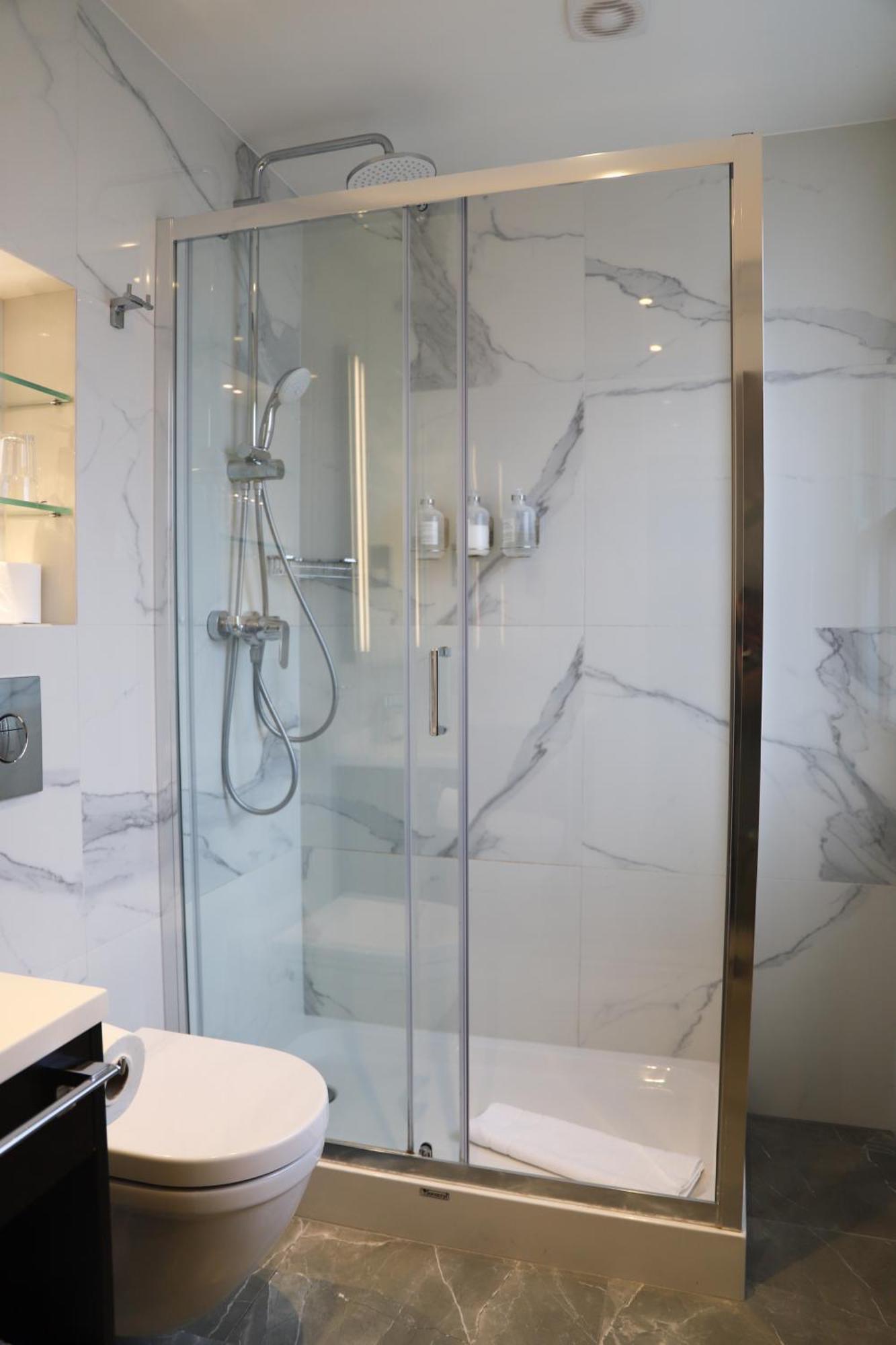 Rove Hotel London Paddington Екстериор снимка