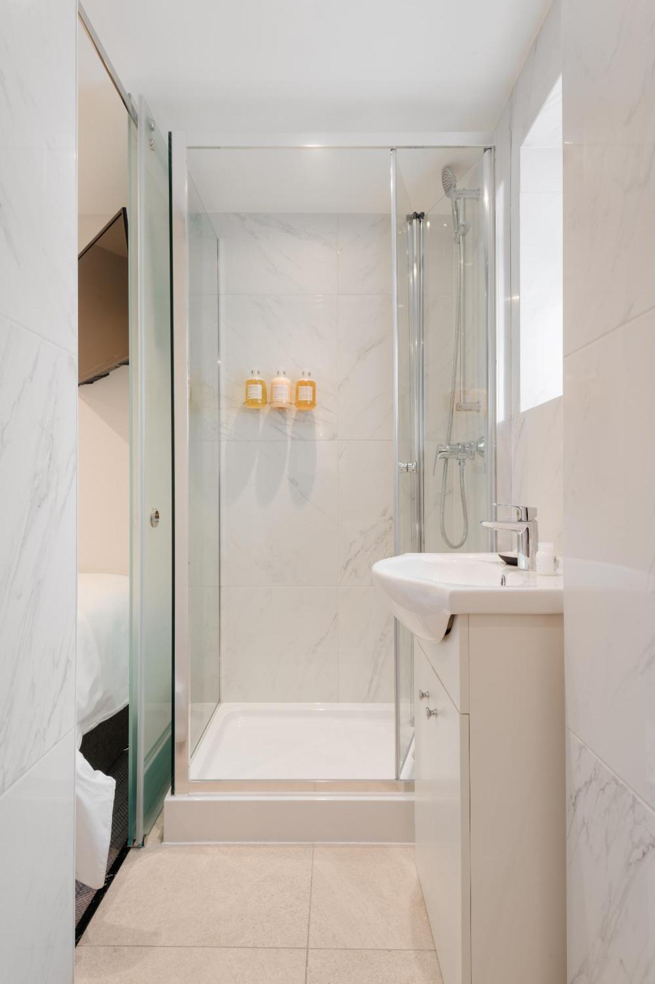 Rove Hotel London Paddington Стая снимка